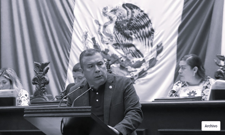 Legislador morenista víctima de robo violento en Zihuatanejo junto a su familia